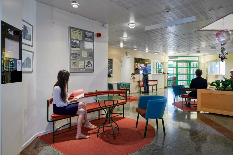 Receptionen i kammarrättens entré