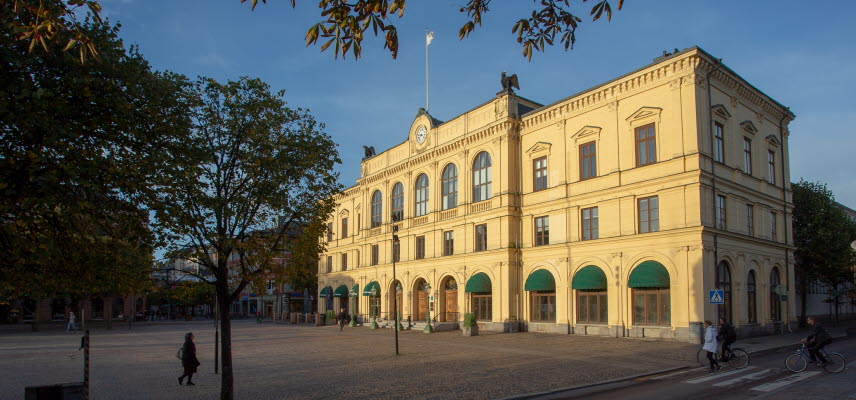 Värmlands tingsrätt och Förvaltningsrätten i Karlstad exteriort