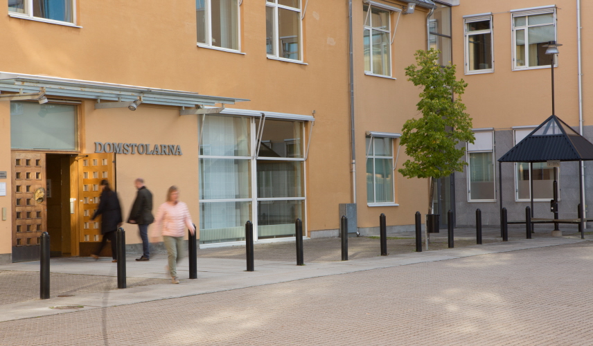 Linköping tingsrätts entré
