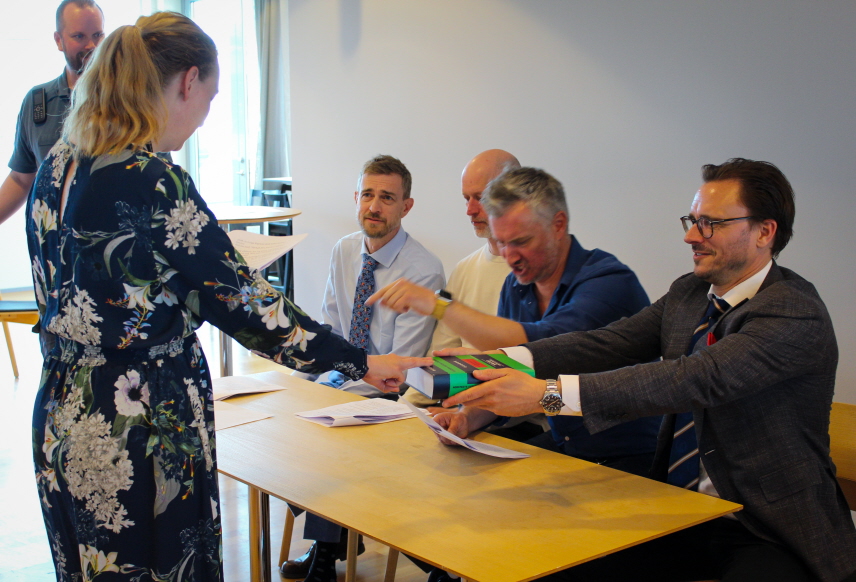 Genrep inför historiskt rättegångsspel