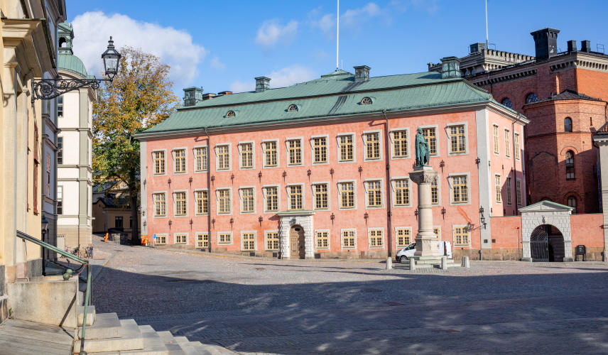 Patent- och marknadsöverdomstolen vid Svea hovrätt domstolsbyggnad