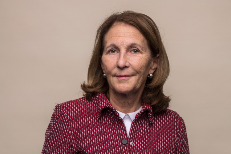 supreme court chief justice 2017