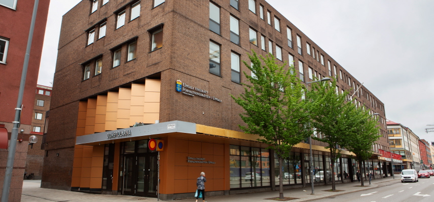 Uppsala tingsrätt och Förvaltningsrätten i Uppsala