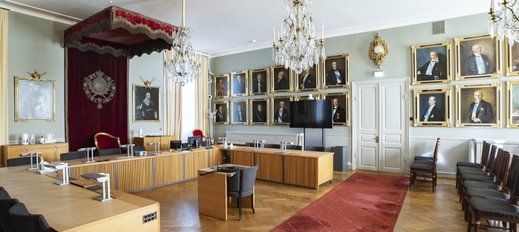 Wrangelska palatset, sal 10, porträtt på tidigare hovrättspresidenter